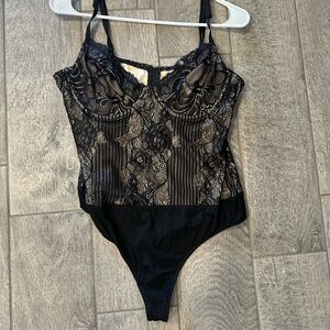 NWT women’s bodysuit